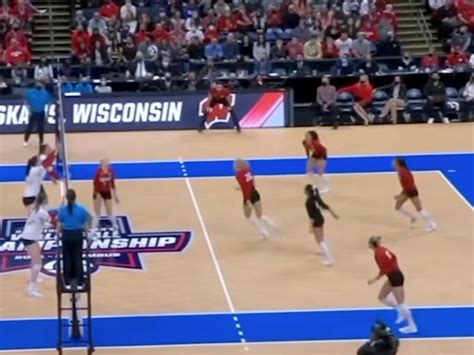 wisconsin volleyball team nudes|Wisconsin university police investigate leak of photos and videos。